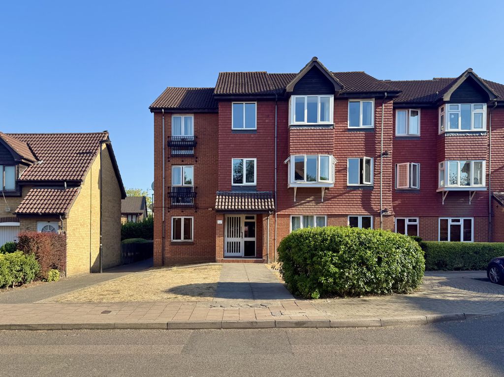 Property photo 1 of 12