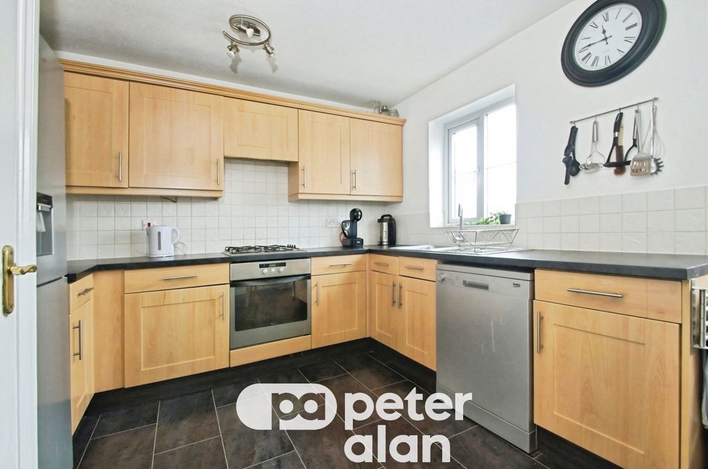 Property photo 3 of 15