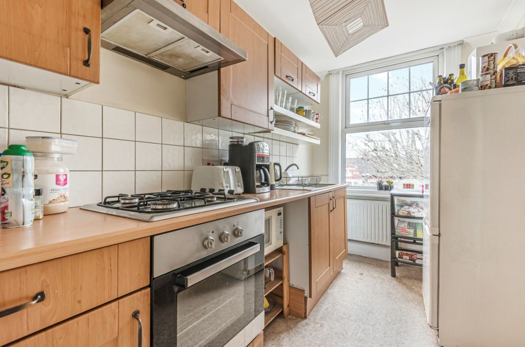 Property photo 2 of 5 3