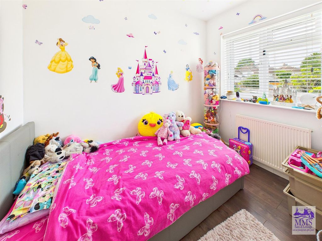 Property photo 3 of 23