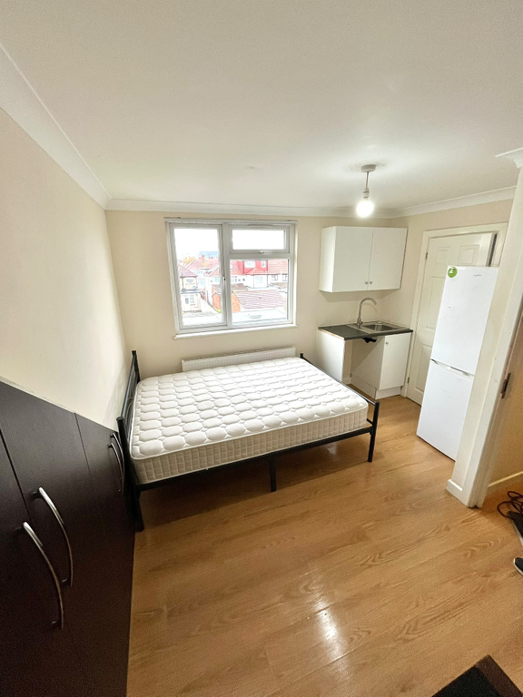 Property photo 2 of 5