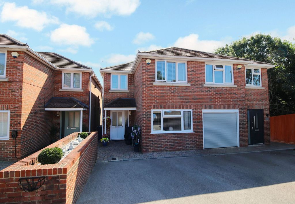 Property photo 1 of 22
