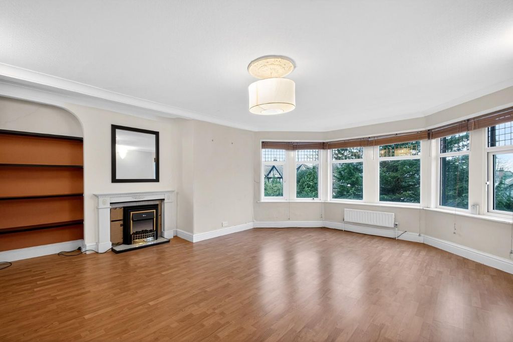 Property photo 3 of 12 Flat3-9Rutlandave-6.Jpg