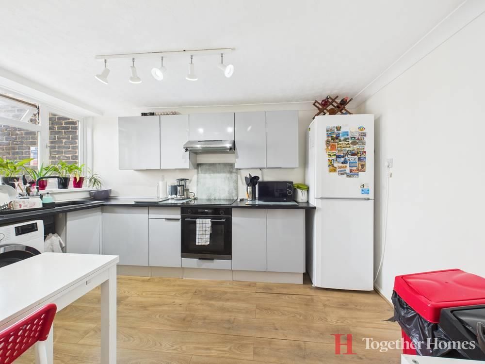 Property photo 2 of 13 Kitchen