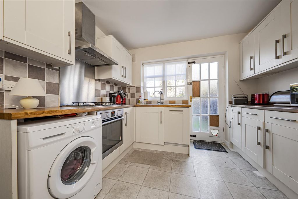 Property photo 2 of 17 Photo Jan 05 2026, 12 08 59 Pm.Jpg