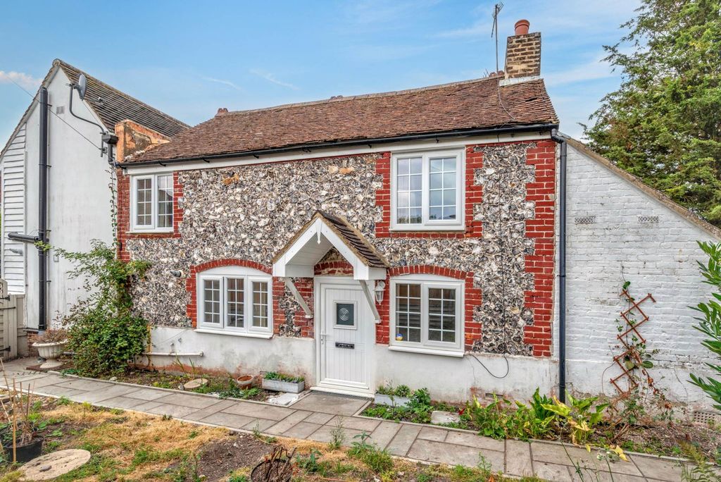 Property photo 1 of 11