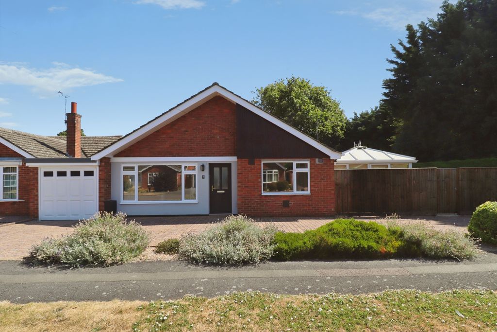 Property photo 1 of 20 3546B36d-C-43Ca-B317-A865F847D648-4897-000001Bfa64