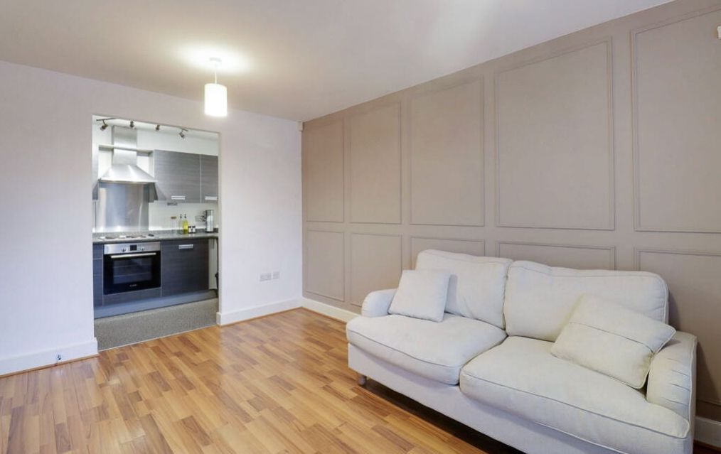 Property photo 2 of 10 4F25Dd50B7d15426388A5B789Afb7568