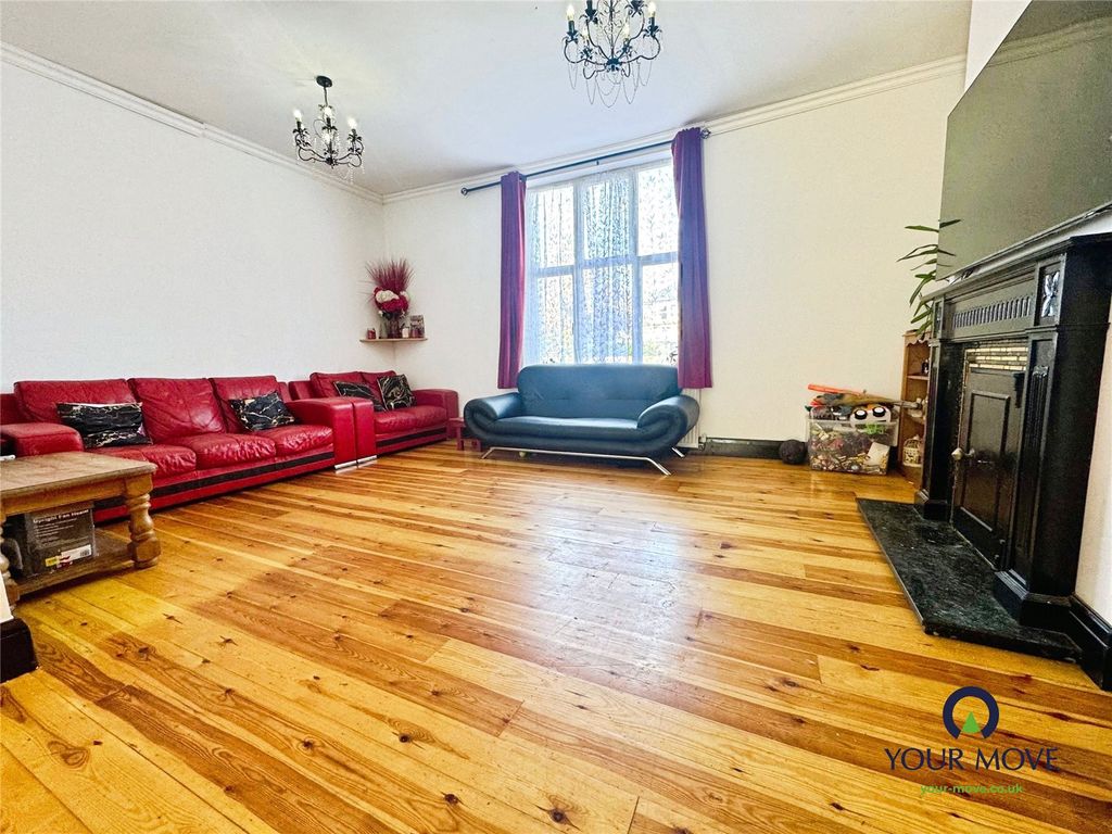 Property photo 3 of 18 Picture No. 04