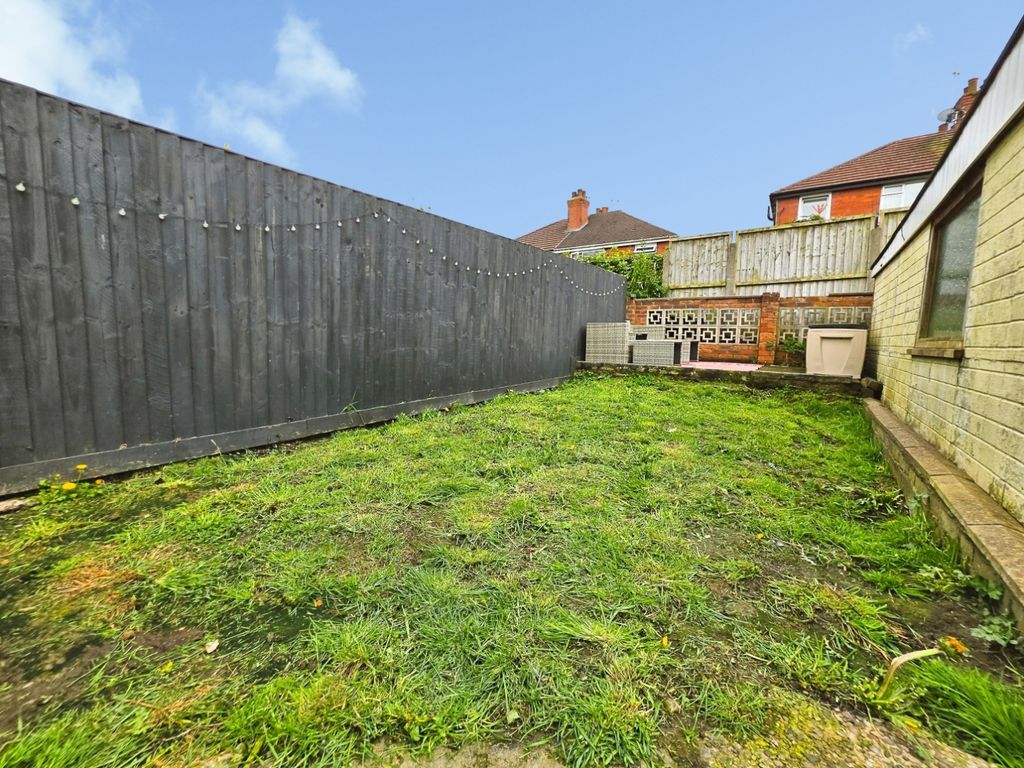 Property photo 2 of 31 Pbox-Img.Jpg