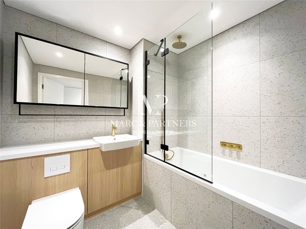 Property photo 2 of 21 Picture No. 08