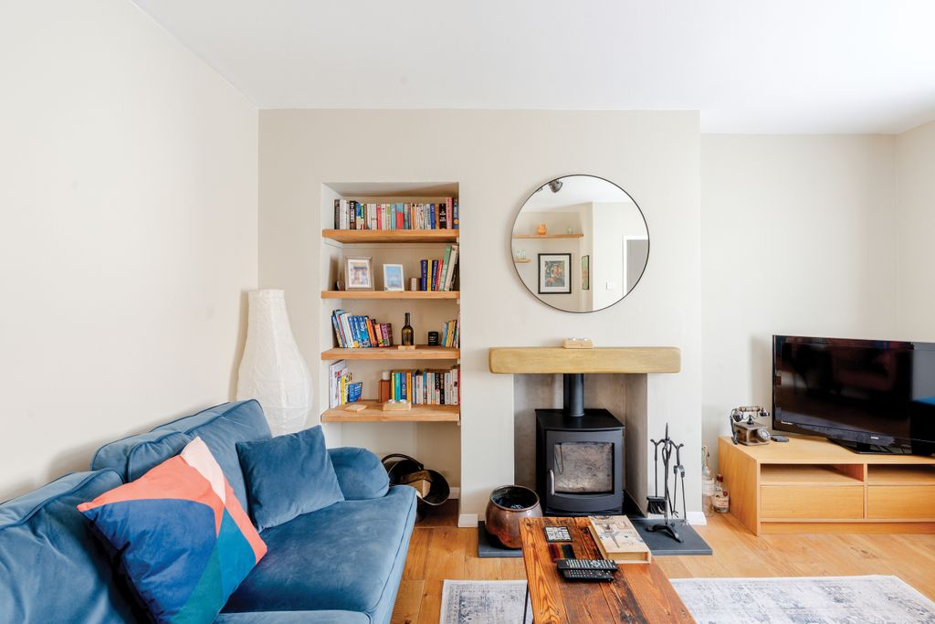 Property photo 3 of 26 4