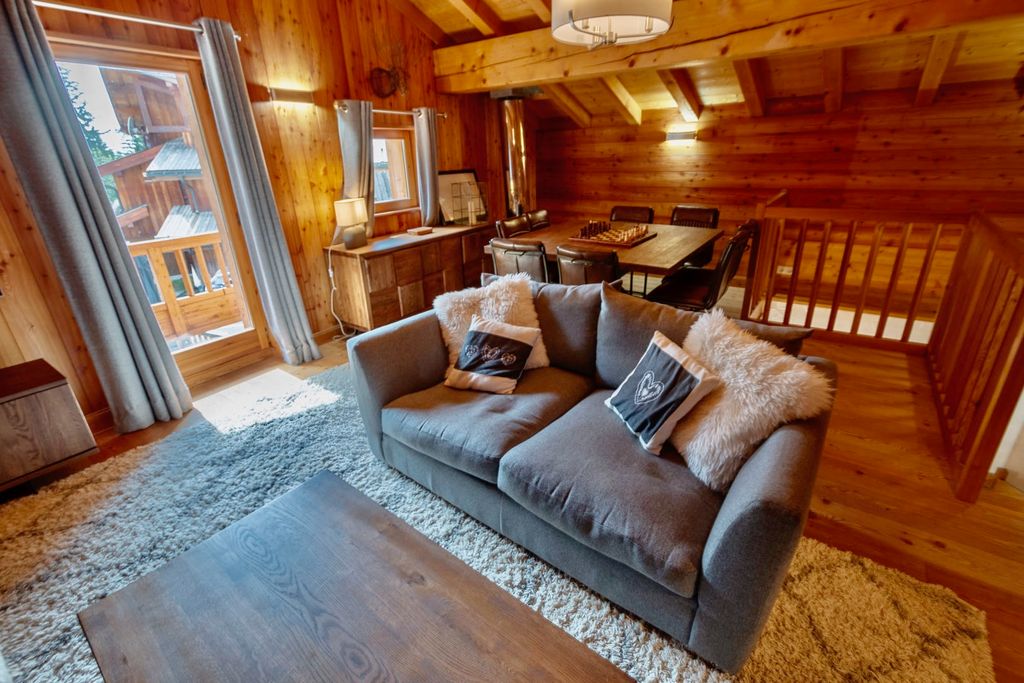 Property photo 3 of 5