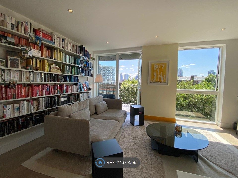 Property photo 2 of 11