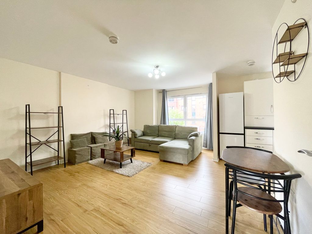 Property photo 2 of 19