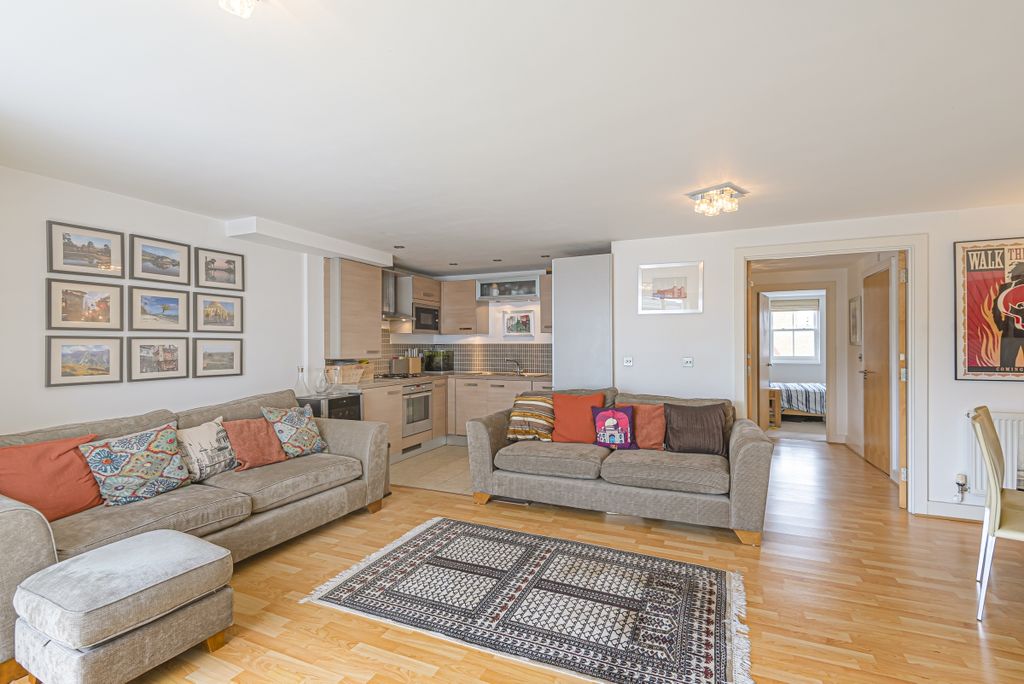 Property photo 2 of 7 620402  (2)