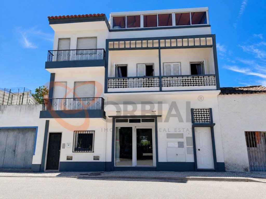 Property photo 1 of 33 Commercial, Restaurant And Residential Building With Local Accommodation License, Algoz, Silves