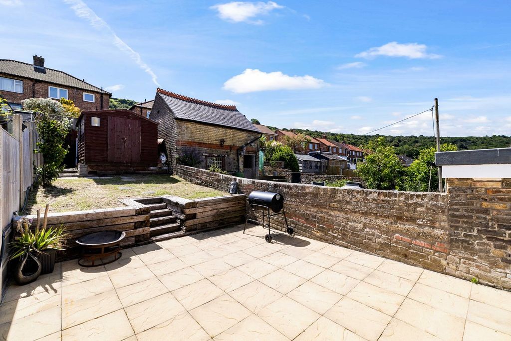 Property photo 1 of 13
