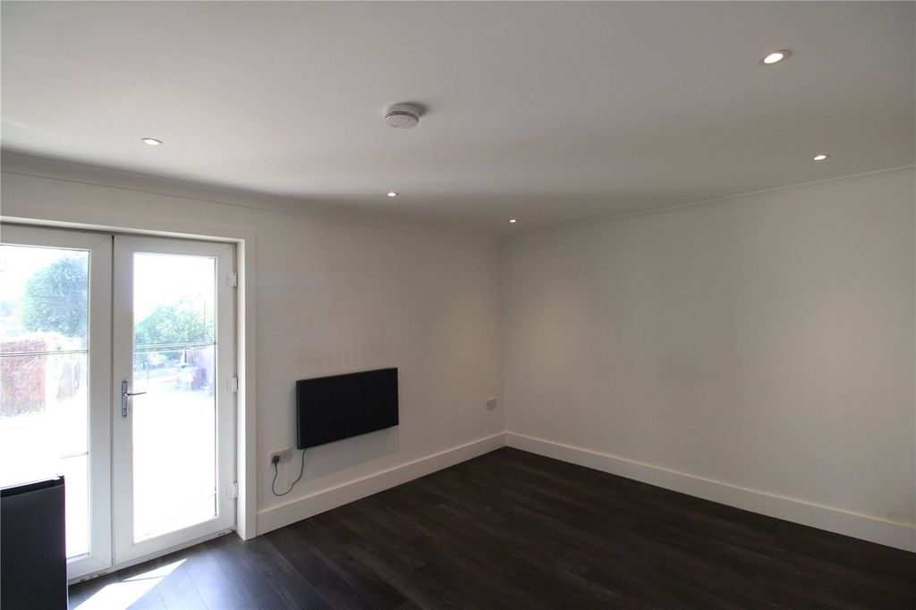 Property photo 2 of 4 Picture No. 09