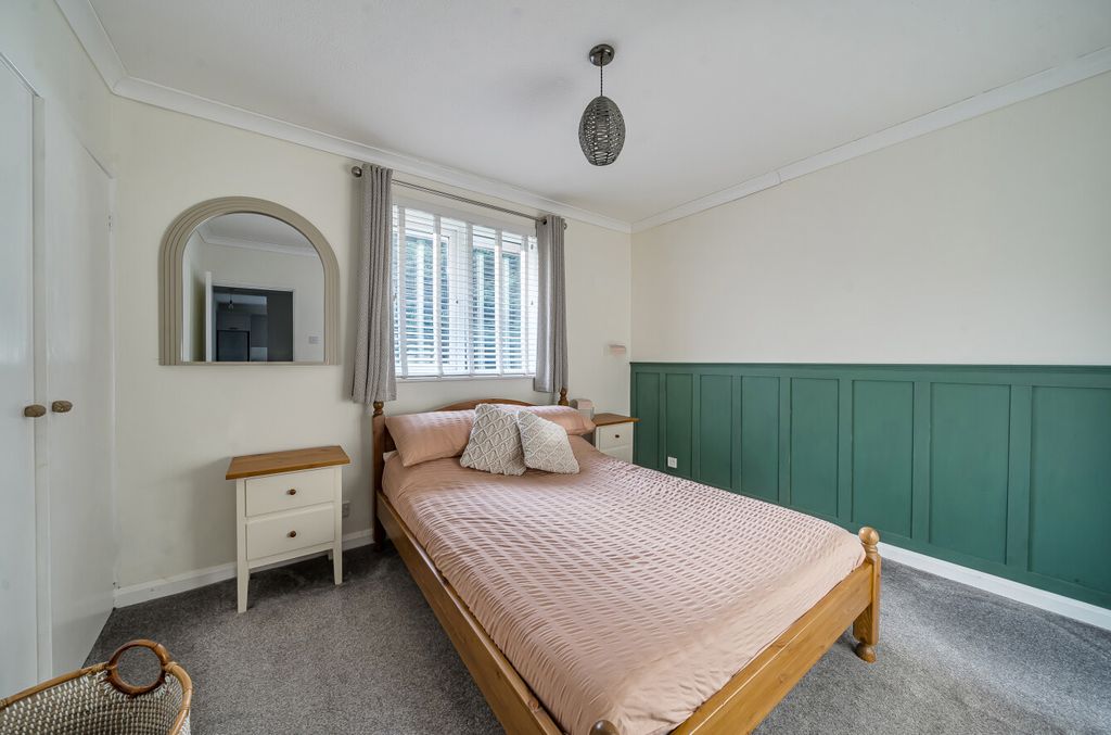 Property photo 3 of 16 1429943-1-69B442E...