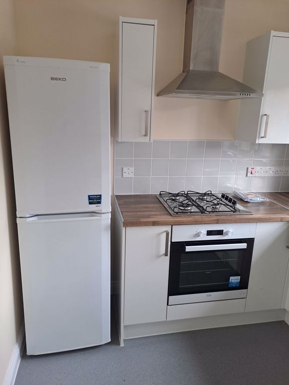 Property photo 2 of 10 Photo 4