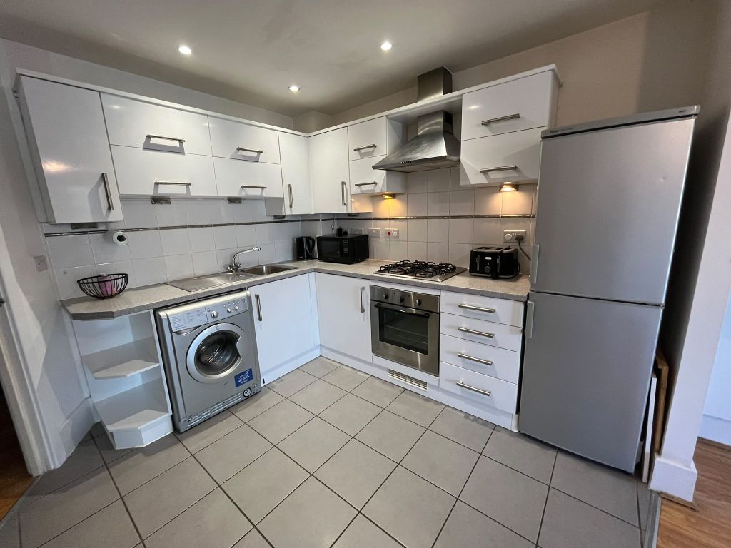 Property photo 3 of 6