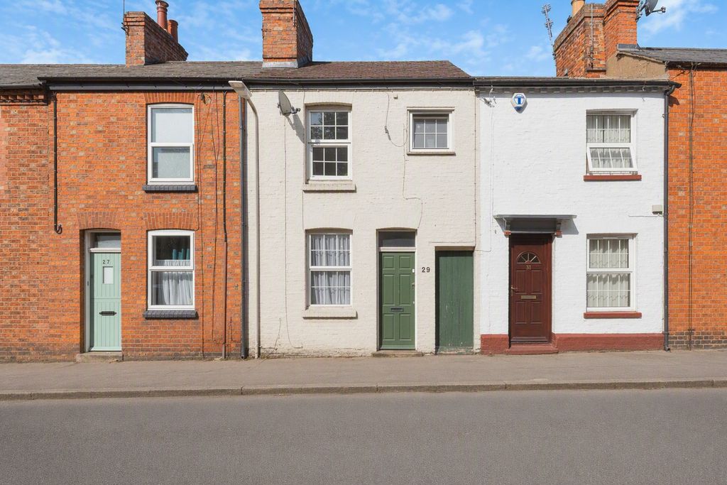 Property photo 1 of 17