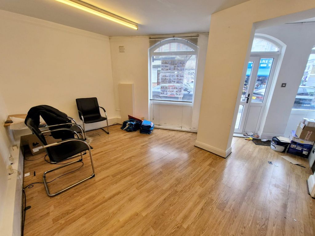 Property photo 2 of 4 Gallery