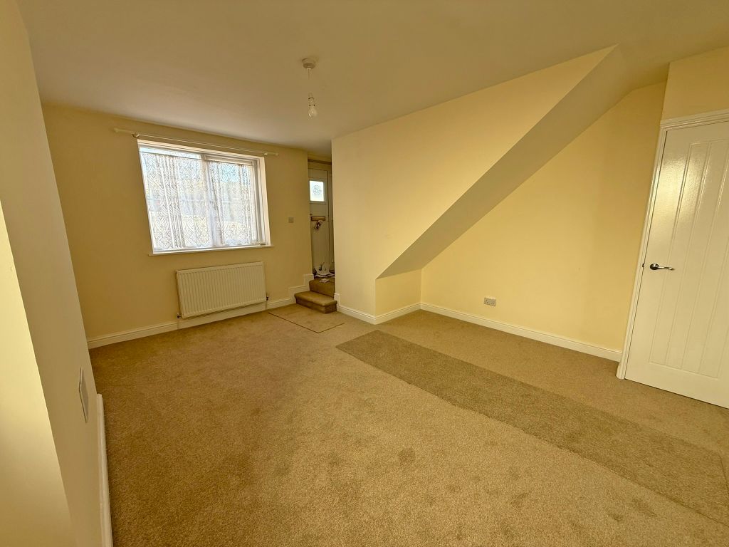 Property photo 3 of 8 Img_3144