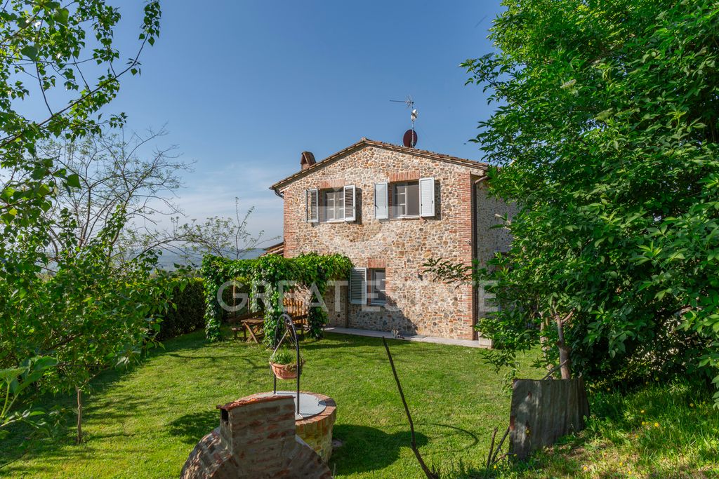 Property photo 3 of 49