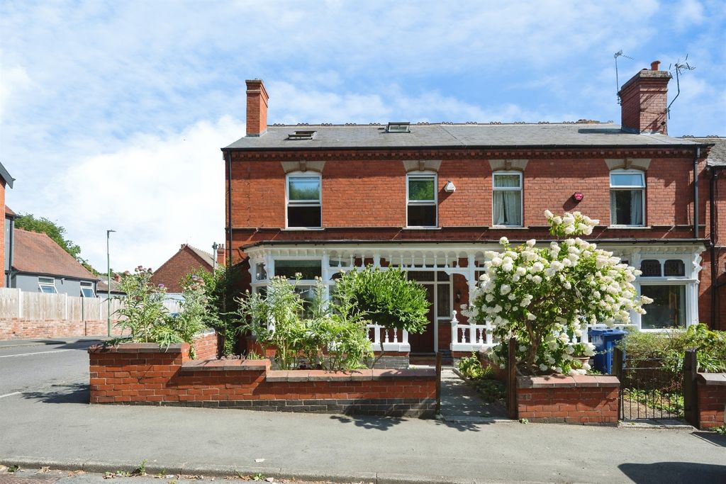 Property photo 1 of 20