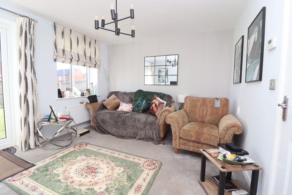 Property photo 3 of 13 Img_0060