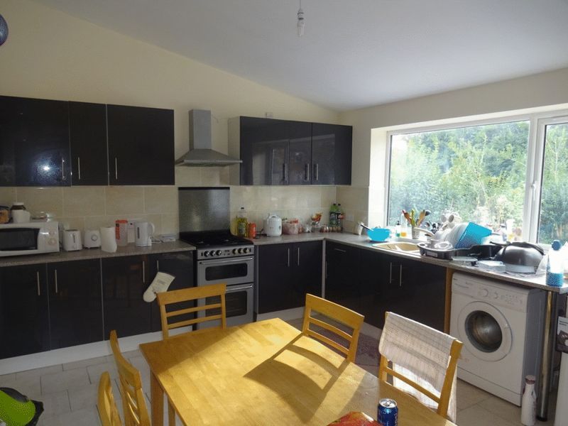 Property photo 1 of 6 Photo 2