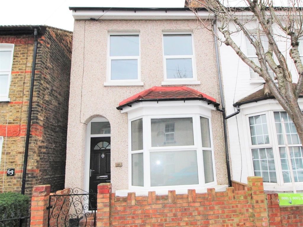 Property photo 1 of 11