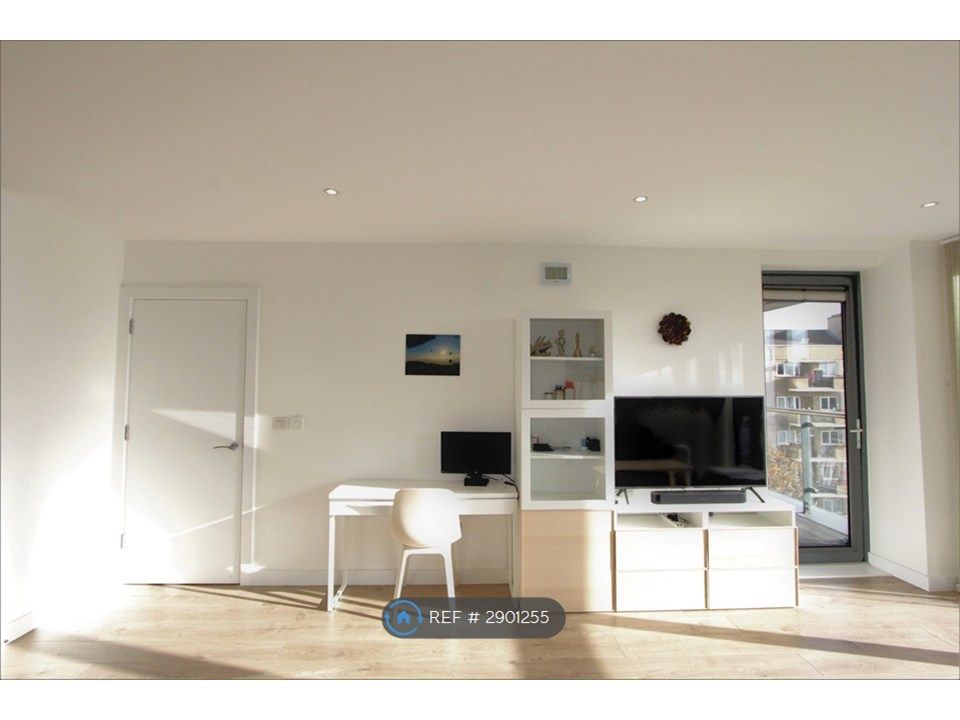 Property photo 1 of 31