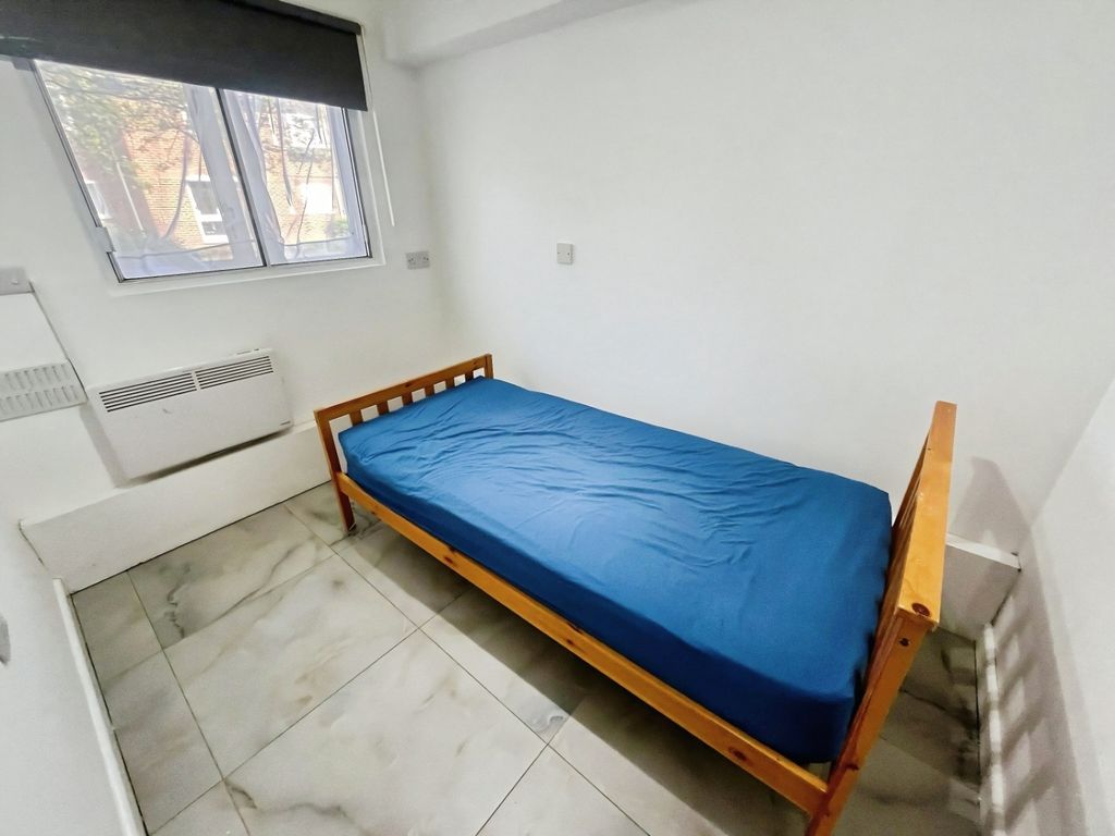 Property photo 3 of 5 Pbox-Img.Jpg