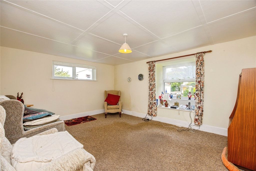 Property photo 2 of 20 Picture No. 19