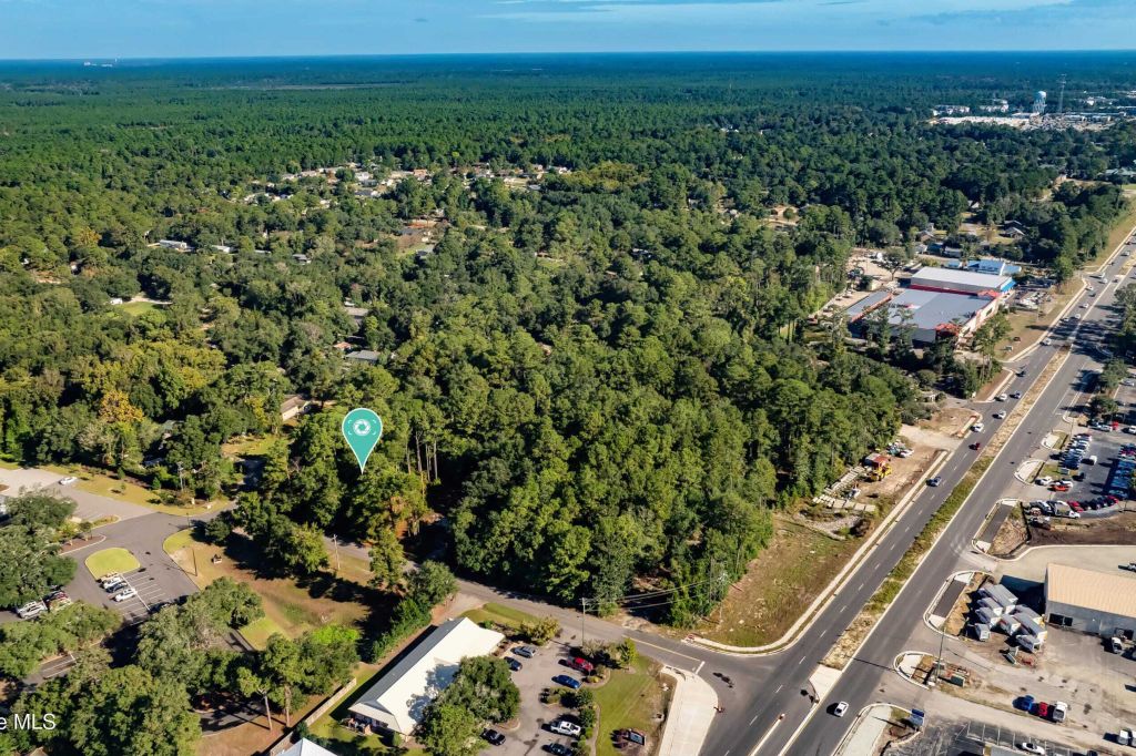 Property photo 1 of 6