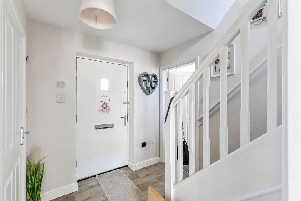 Additional image 8 of 4 bed detached house for saleSlate Drive, Kettering NN16