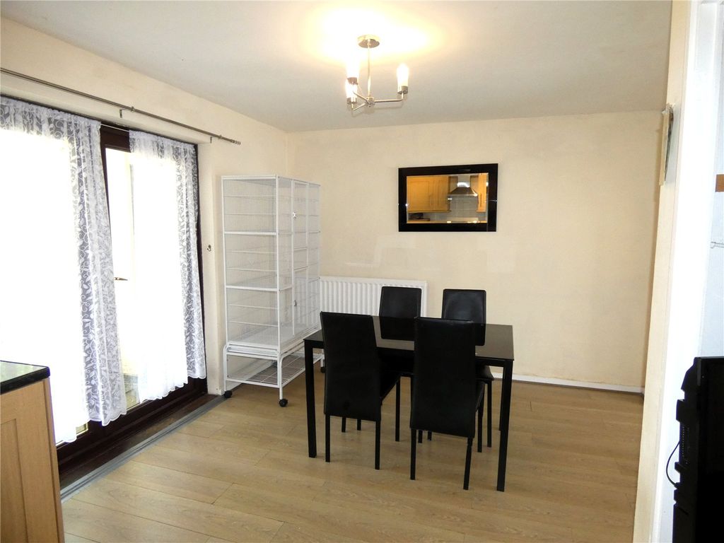 Property photo 3 of 18 Picture No. 07