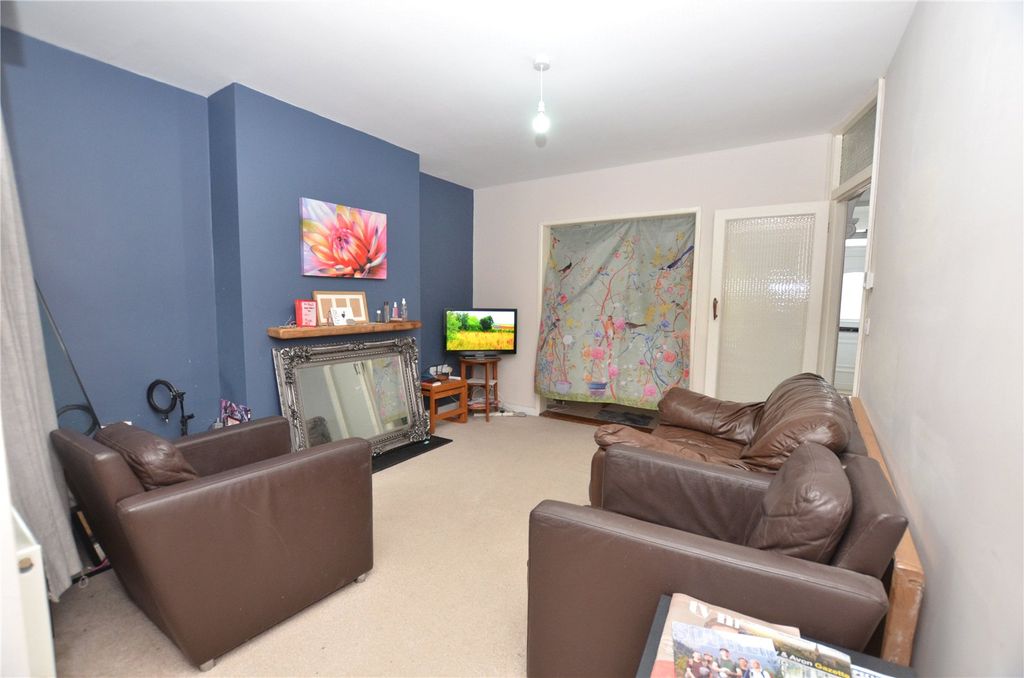 Property photo 3 of 8 Picture No. 08