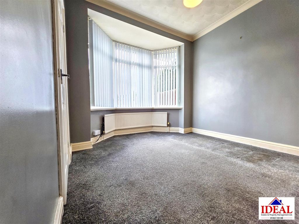 Property photo 3 of 14 1000040779.Jpg