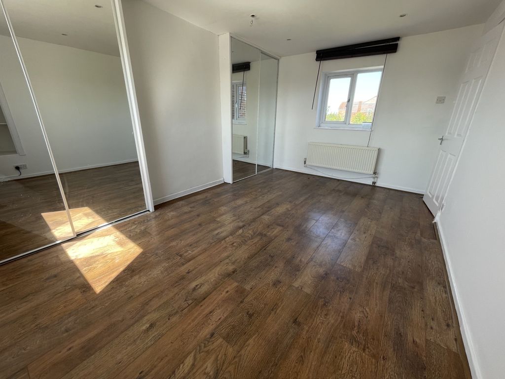 Property photo 3 of 10 Gallery