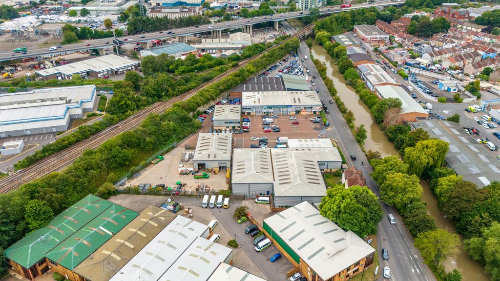 Property photo 3 of 7 Hlp_Ob_250811_9147.Jpg