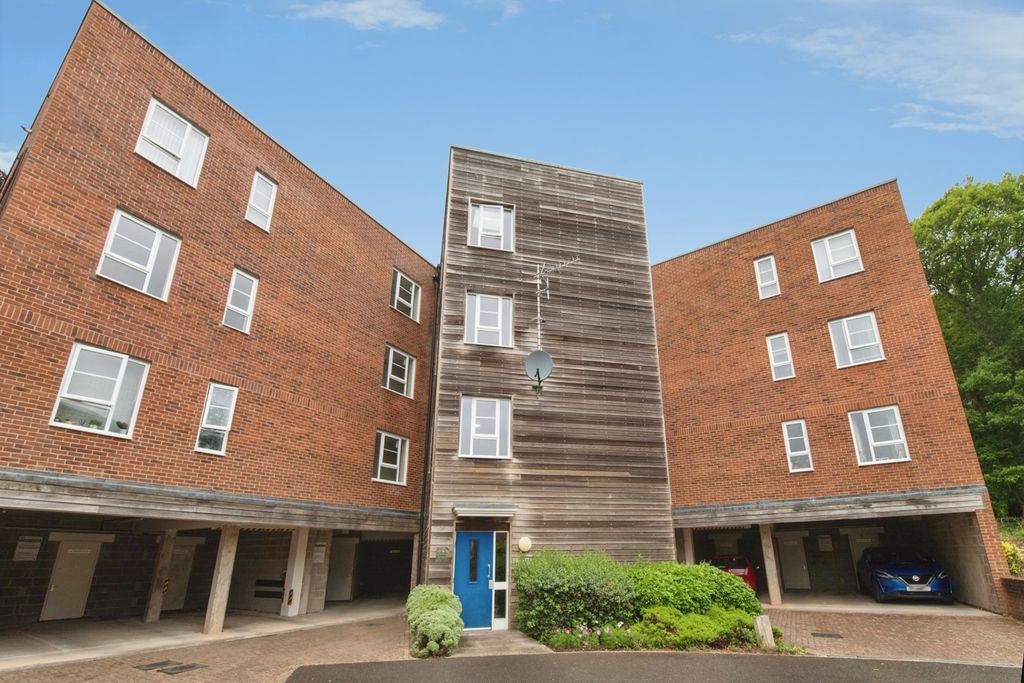 Property photo 1 of 11 Pbox-Img.Jpg