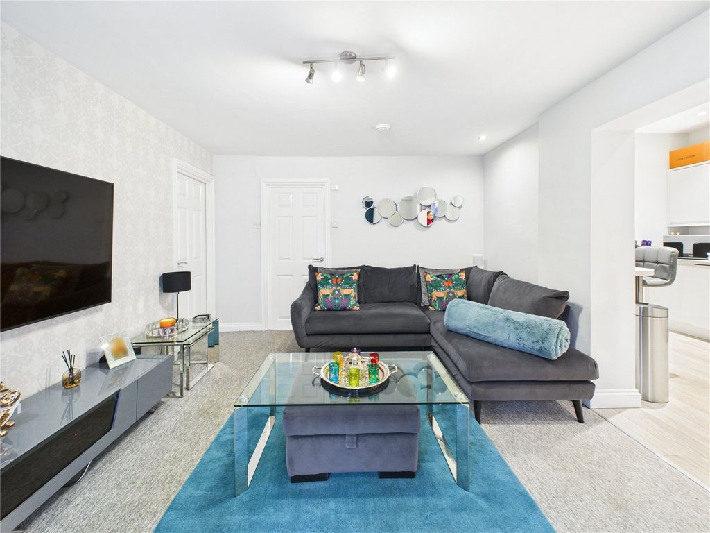 Property photo 1 of 15 Picture No. 14