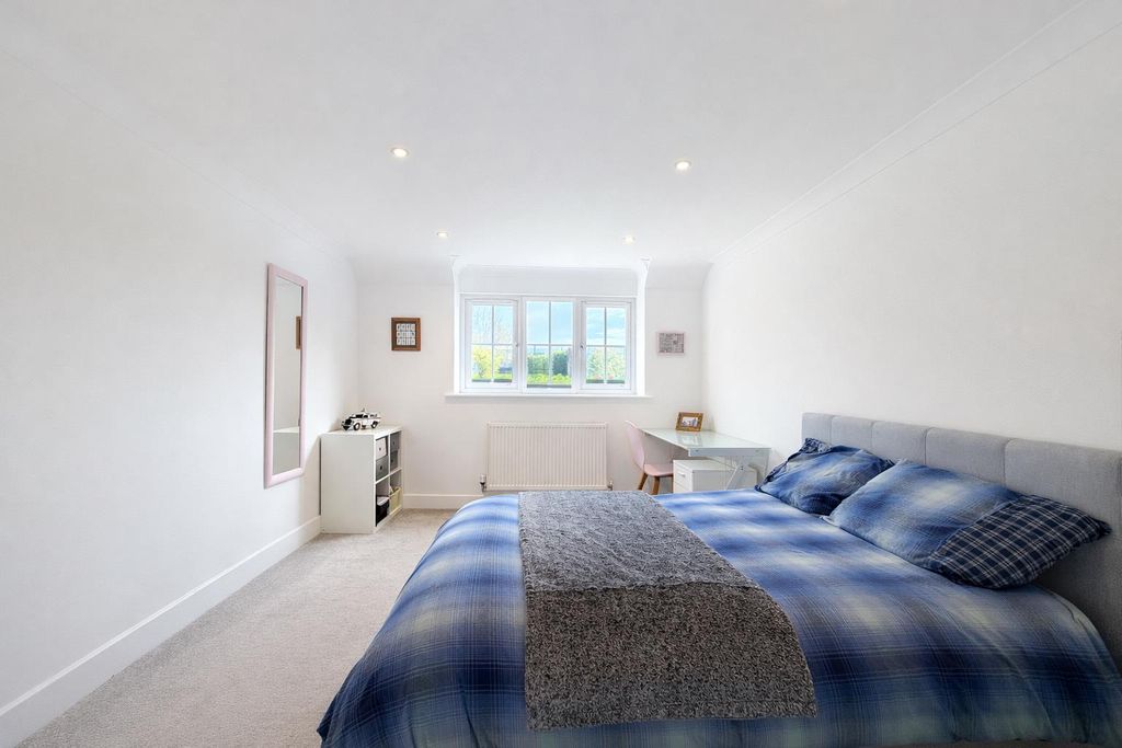 Additional image 14 of 4 bed detached house for saleWarren Lane, Ashford TN24