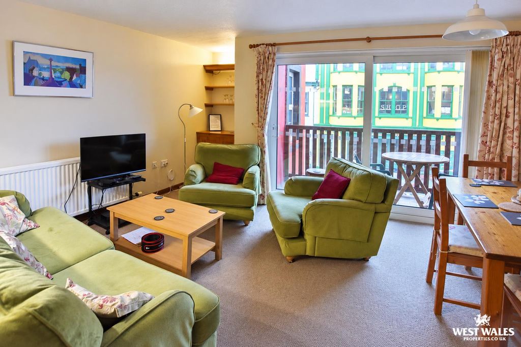 Property photo 2 of 30 2