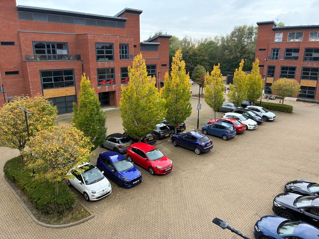 Property photo 3 of 7 Photo 9