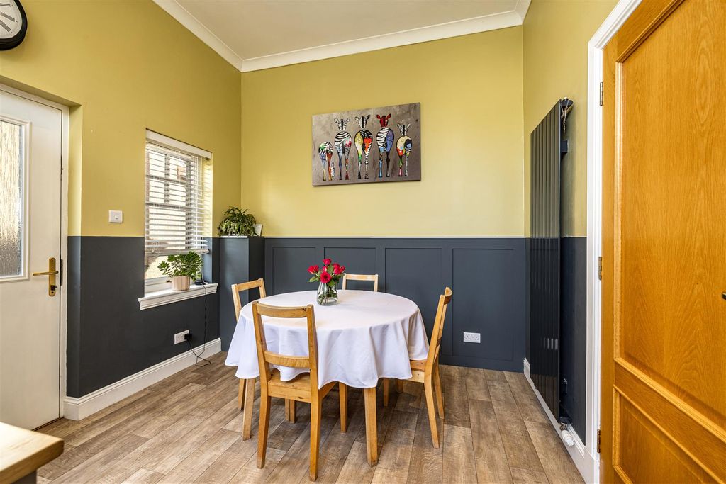 Property photo 3 of 33 25 Wedale View Stow 42.Jpg